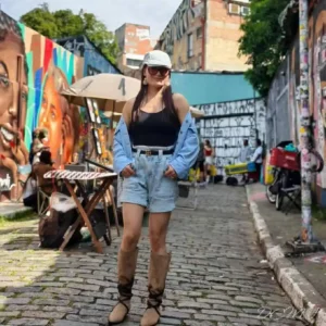 machnist coo - demi chen