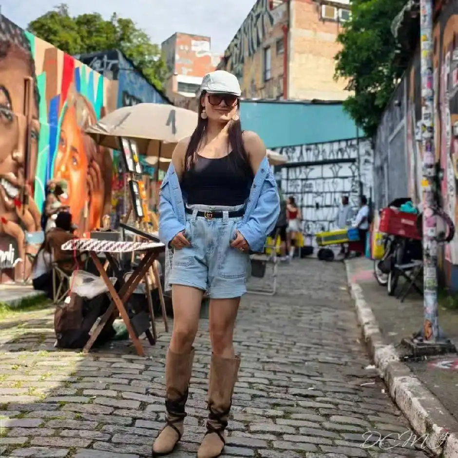 machnist coo - demi chen