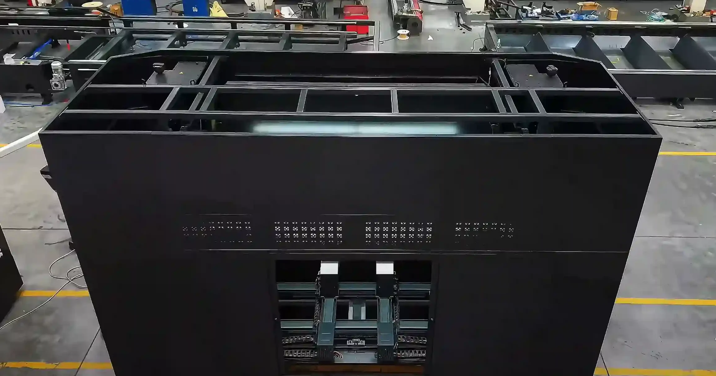 back view of pump control cnc press brake machine