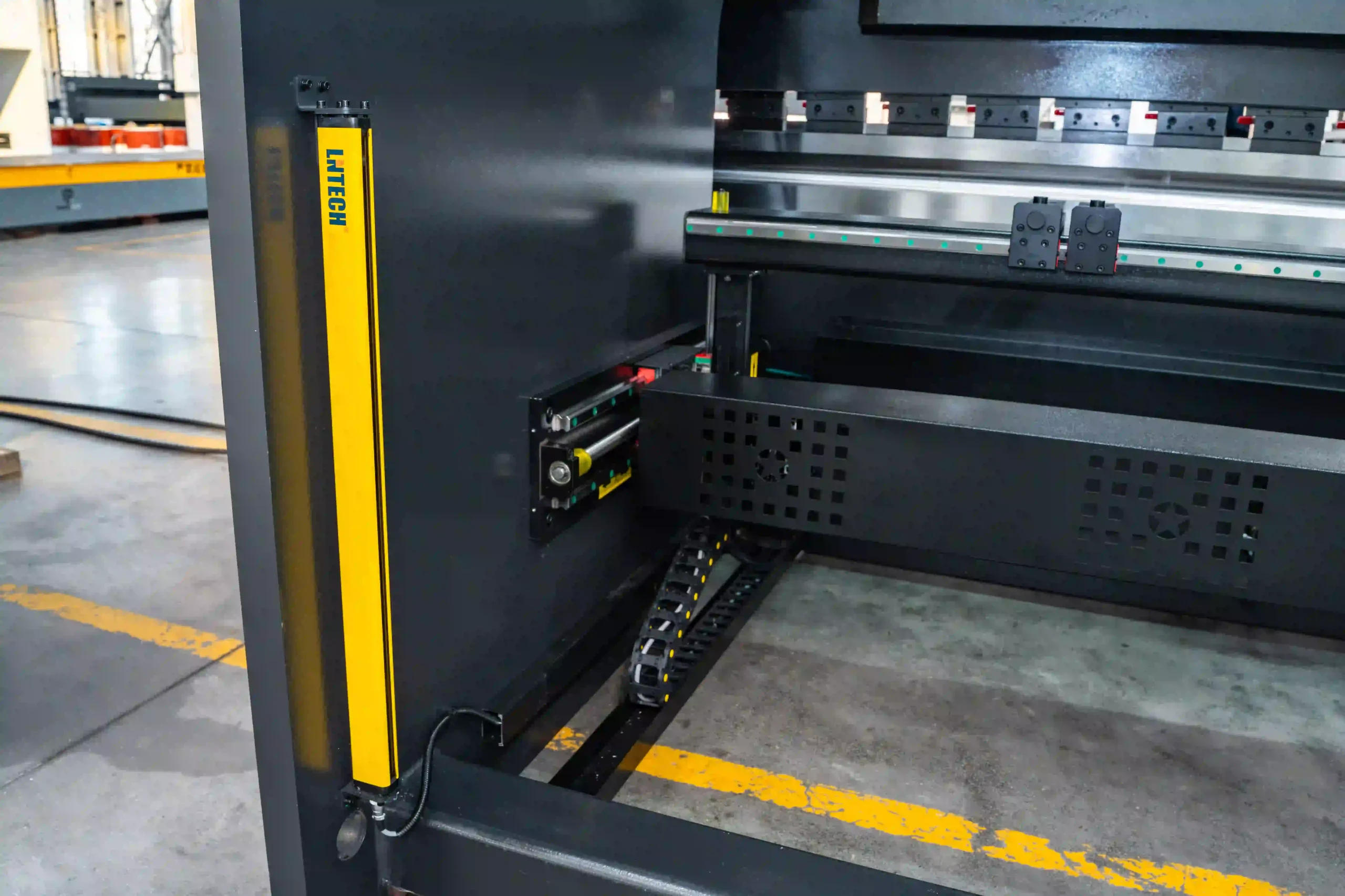 machnist cnc brake press light curtain