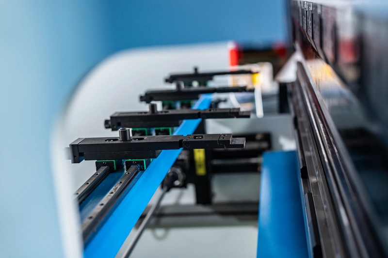 machnist nc bending machine stop fingers